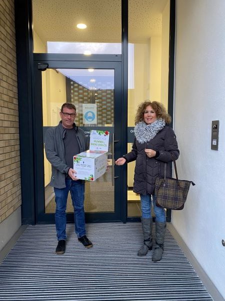 NABU-Aktion „Handys für Hummel, Biene & Co.“